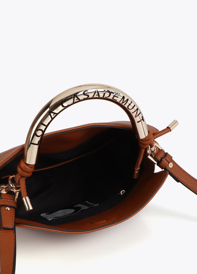 Bolso bandolera asa metálica troquelada