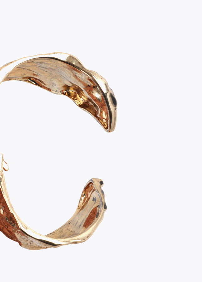 Bracciale Irregolare Dorato con Testura