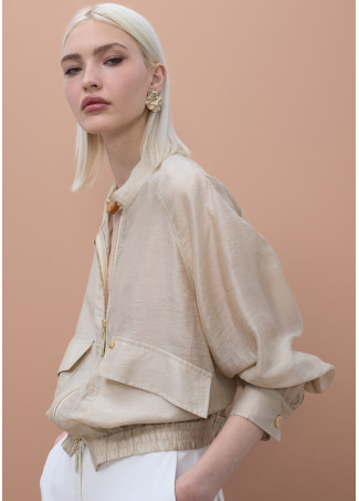 Jaqueta Bomber com Mangas Raglan e Bolsos