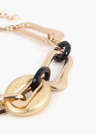 Collar corto cadena combinada