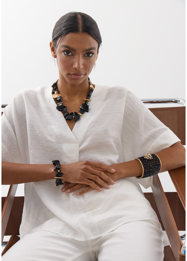 Pulsera elástica con piezas metálicas