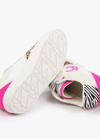 Sneakers con Zeppa Interna in Tessuti Combinati e Dettagli in Pelle