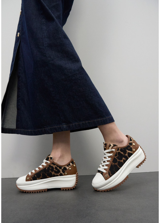 Sneaker Platform con Stampa Leopardo e Dettagli...