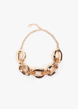 Collana con maglie metalliche