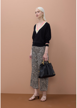 V-Neck Sweater with Contrasted Neckline and Braid Detail