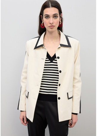 Chaqueta detalles efecto piel