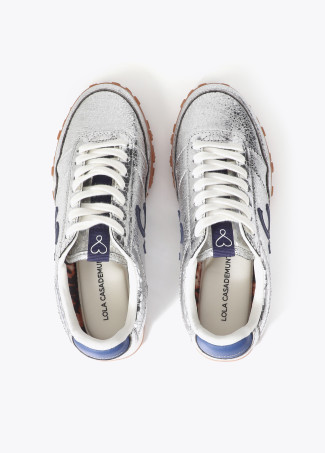 Sneaker in materiale metallizzato