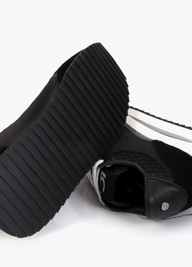 Bicolor Platform Sneaker in Combined Fabrics...