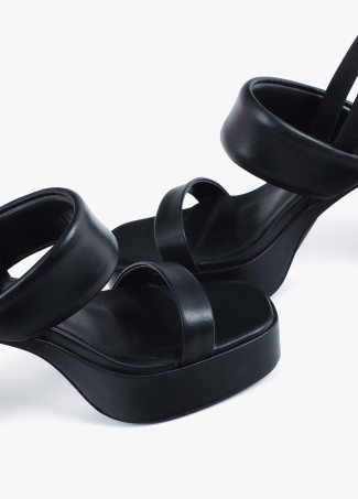 Tricolor Strap High Heel Sandal