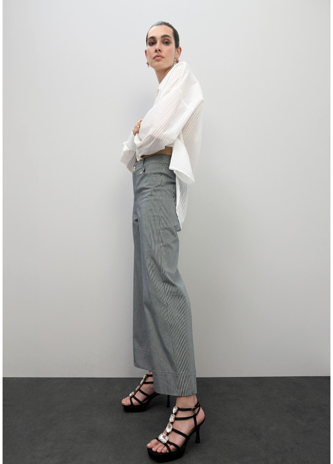 Chaussure à Talon avec Détails Cristal sur les...