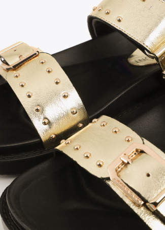Flat Sandal with Straps and Metal Details