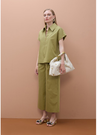 Chemise à col en V et fermeture éclair