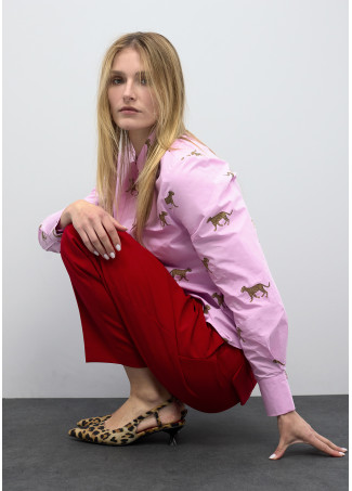 Scarpa con tacco e scollo con stampa leopardo