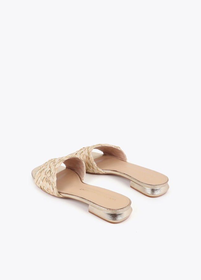 Flat Sandal with Metallic Raffia Effect