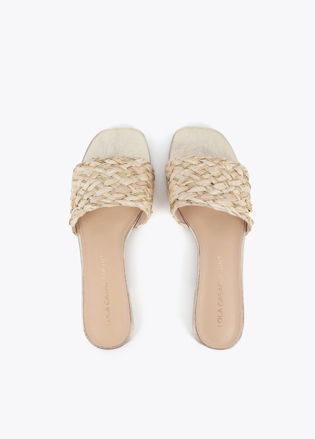 Flat Sandal with Metallic Raffia Effect