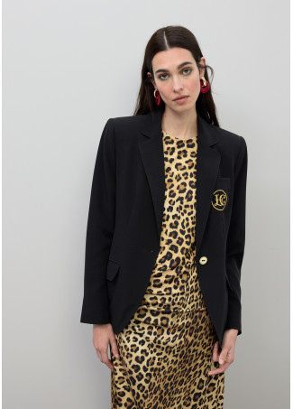 Blazer ajustado com bolsos de lapela