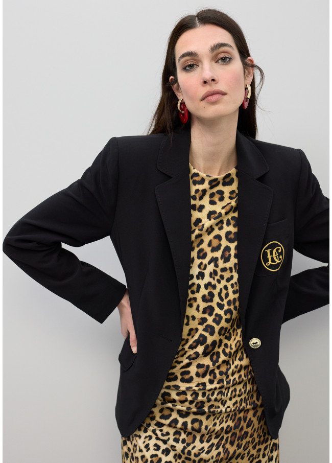 Blazer aderente con tasche a risvolto