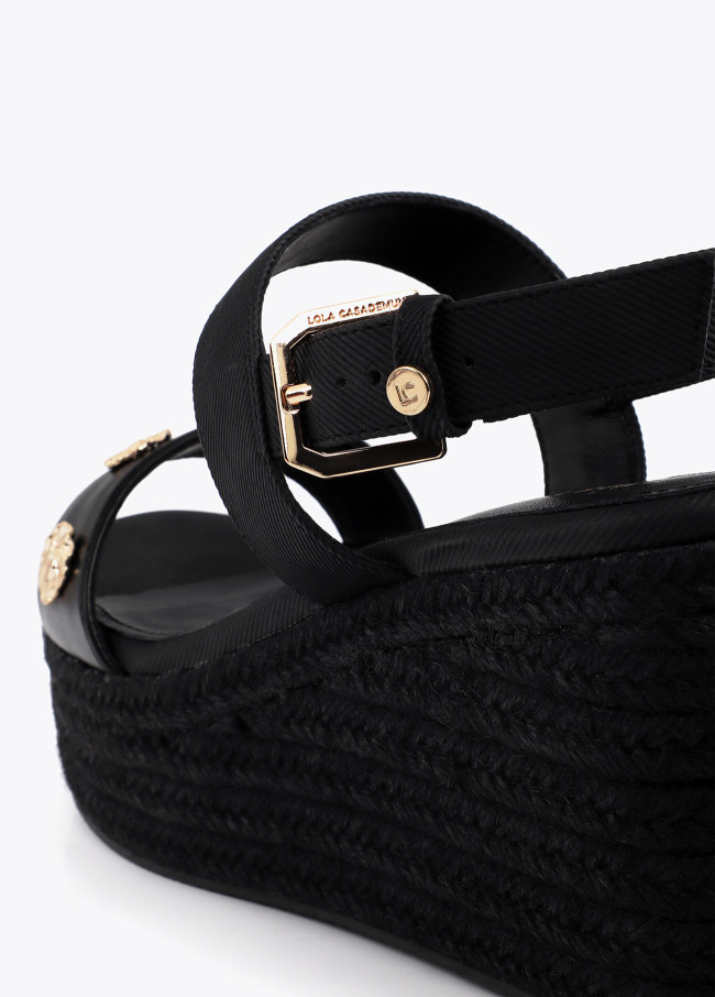 Wedge in Metallic Raffia Effect Fabric