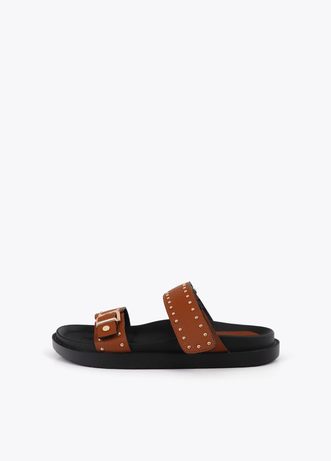 Flat Sandal with Straps and Metallic Details
