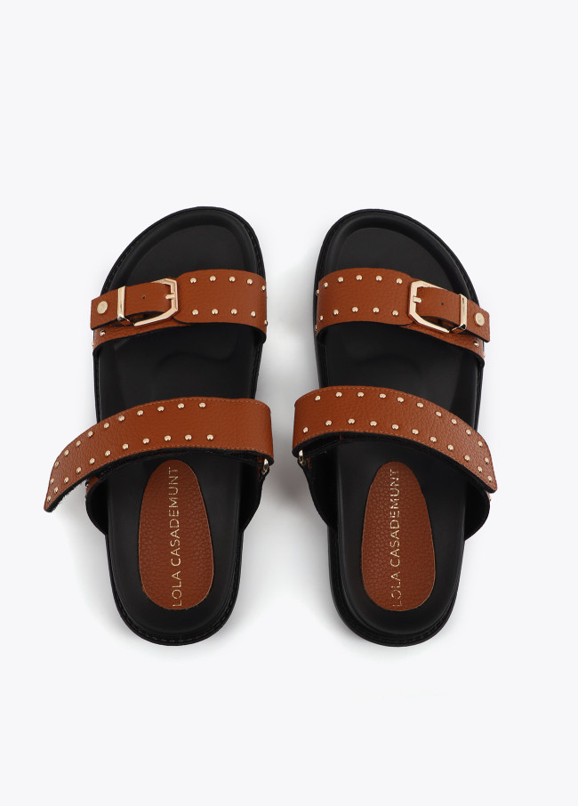 Flat Sandal with Straps and Metallic Details