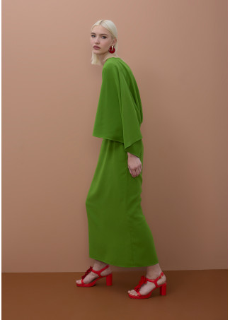 Robe à Manche Asymétrique