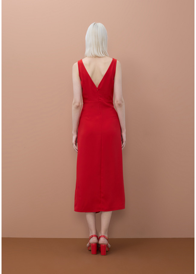 Robe à encolure en V