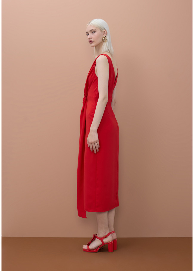 Robe à encolure en V