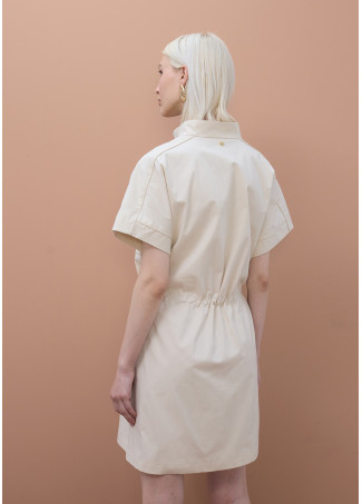 Vestido reto anos 80