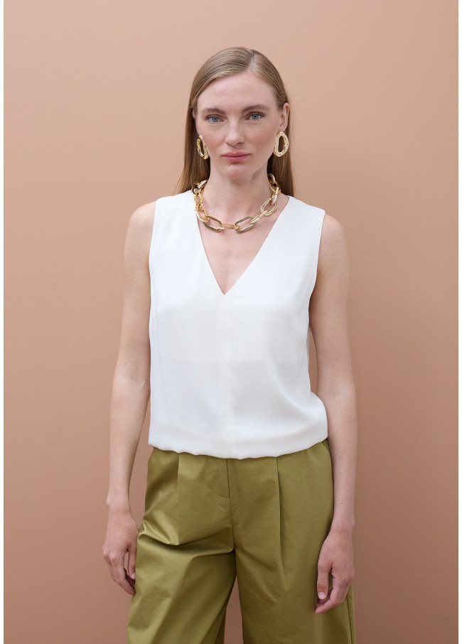 Top a spalline scollo a V