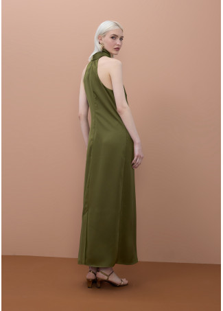 Vestido de Cetim com Gola Halter