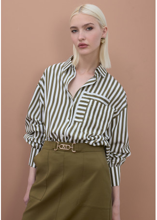 Camisa de rayas con bolsillo