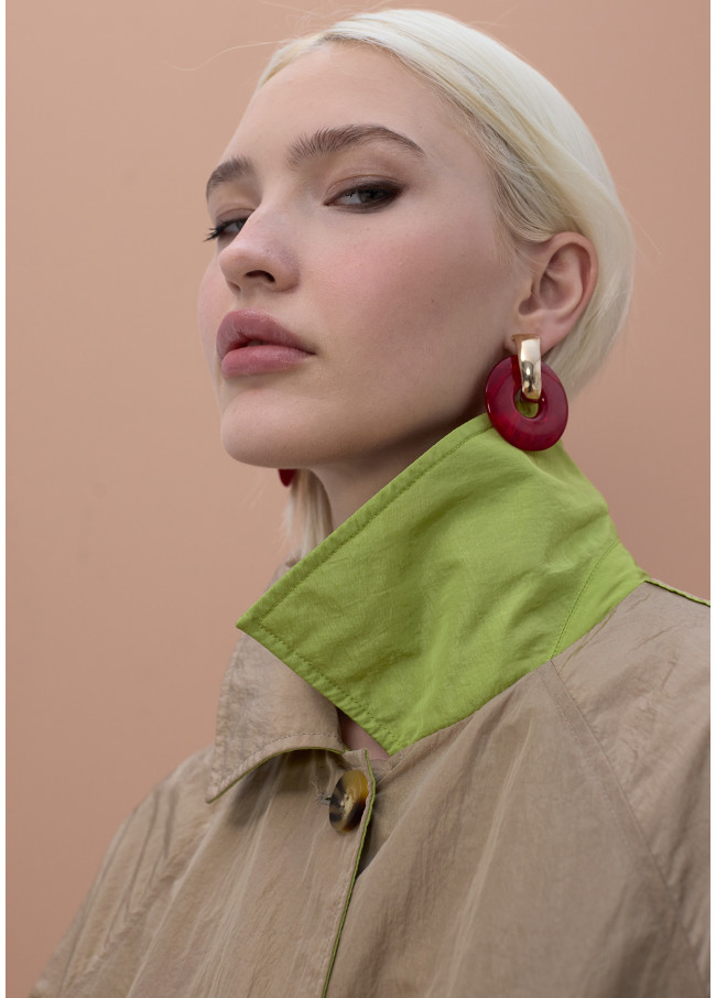 Trench reversible tejido técnico