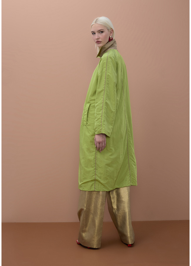 Trench reversible tejido técnico