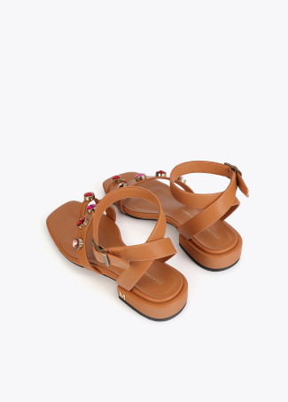 Flat Sandal with Maxi Crystals