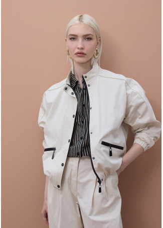 Bomber com Zíperes Lacados Visíveis