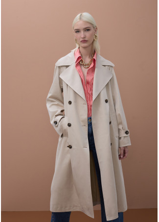 Trench doppiopetto con pieghe sul retro