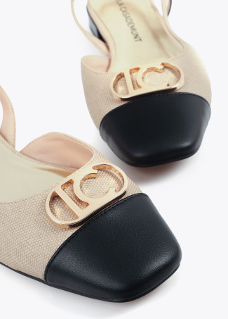Chaussure Plate Bicolore avec Détail Logo Métallique