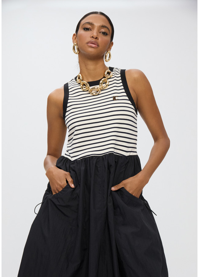 Bimaterial Gestreiftes Kleid