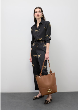 Camisa de cetim estampa leopardo