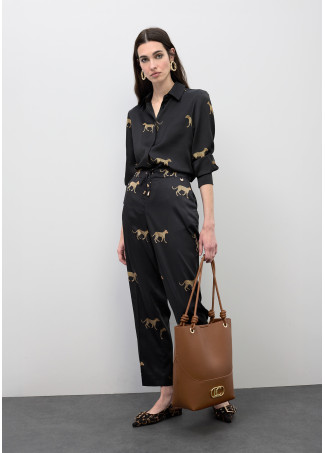 Camisa satinada print leopardo