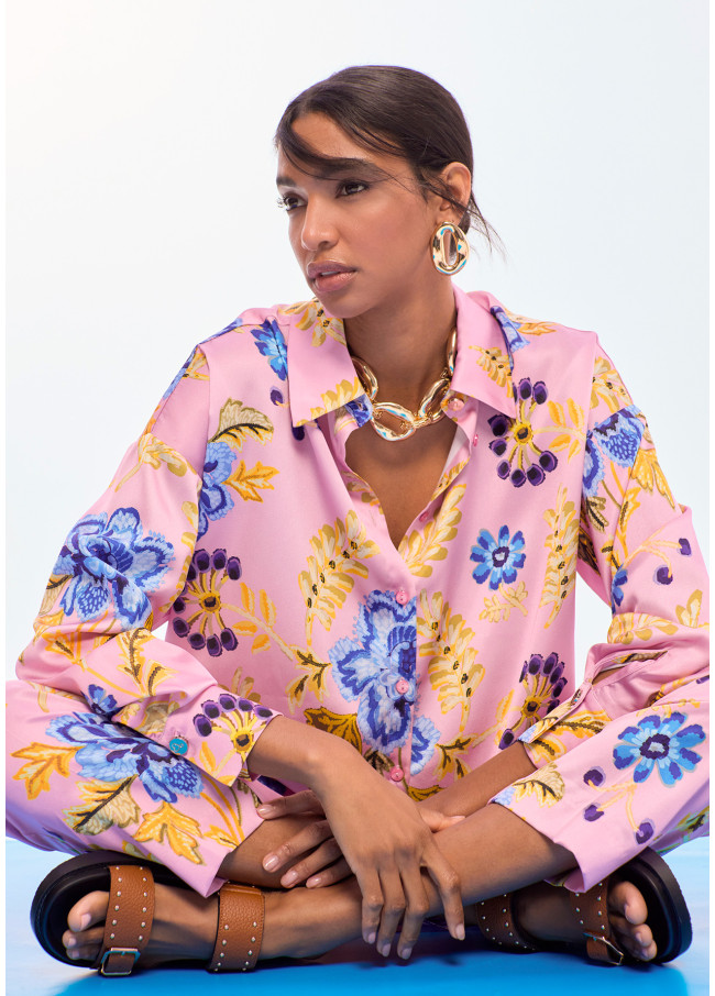 Camisa Oversized em Cetim com Estampa Floral