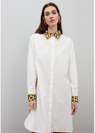 Blouse en popeline avec contraste imprimé animal