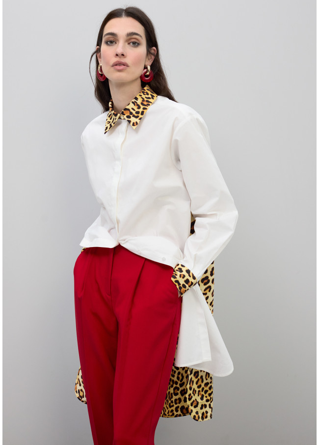Blusa in popeline con contrasto animalier