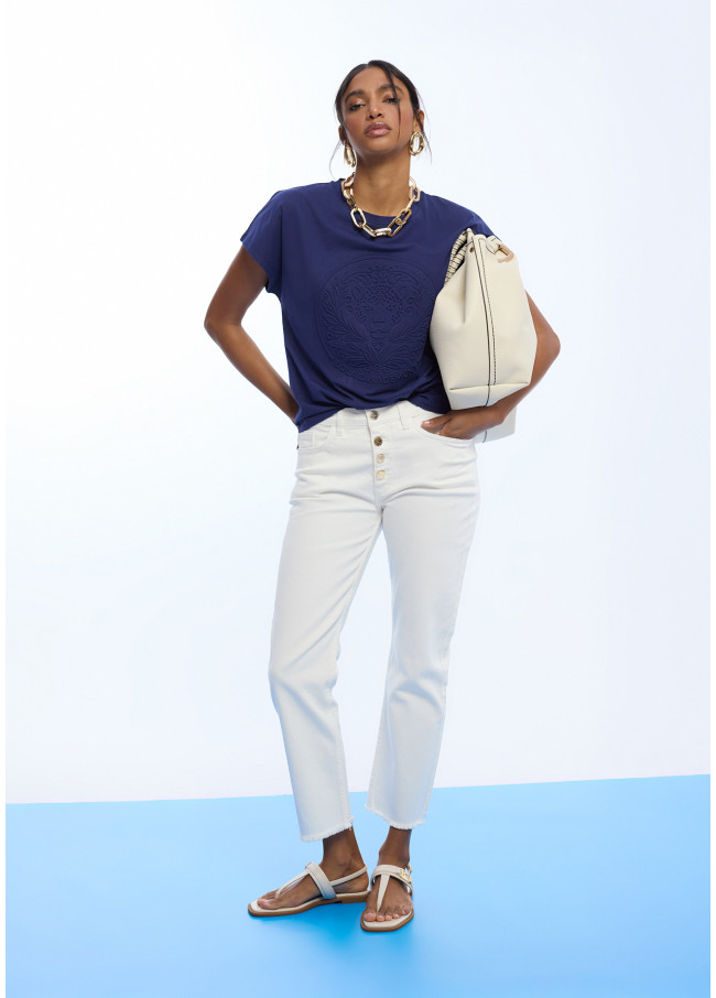 T-Shirt Logo in Rilievo