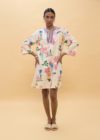 Robe courte avec perles multicolores