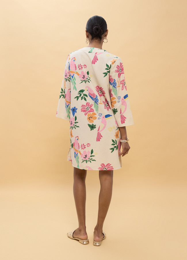 Vestido corto con abalorios multicolor