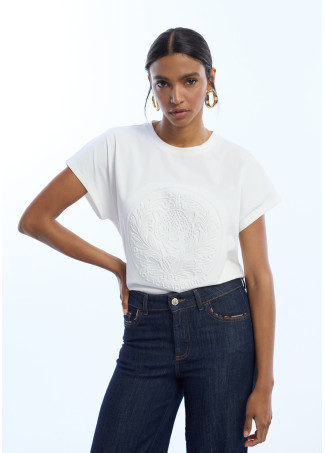 T-shirt con Logo in Rilievo