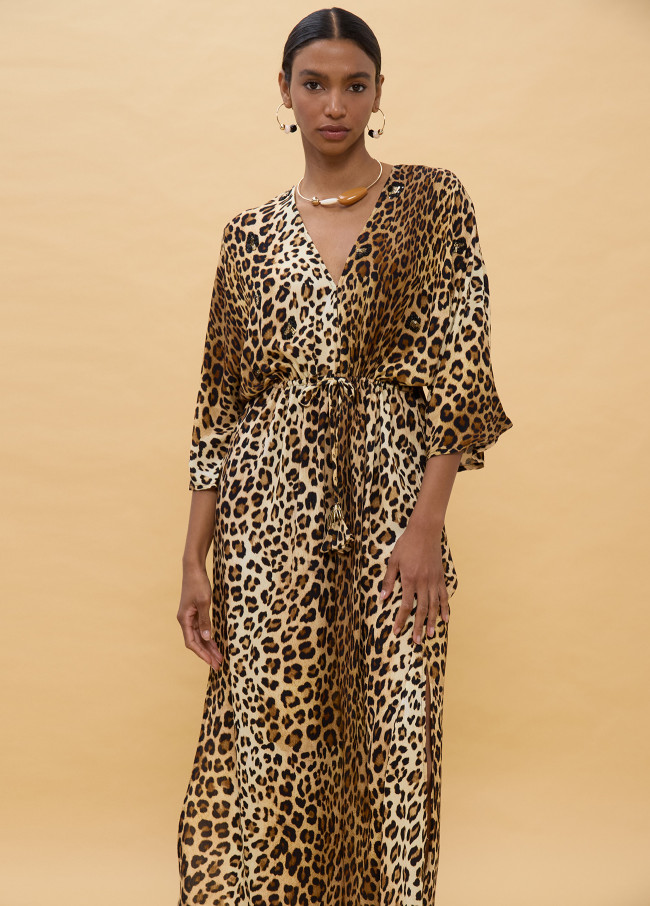 Langes Kleid mit Weiten Ärmeln und Animal Print