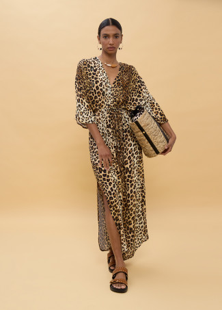 Langes Kleid mit Weiten Ärmeln und Animal Print