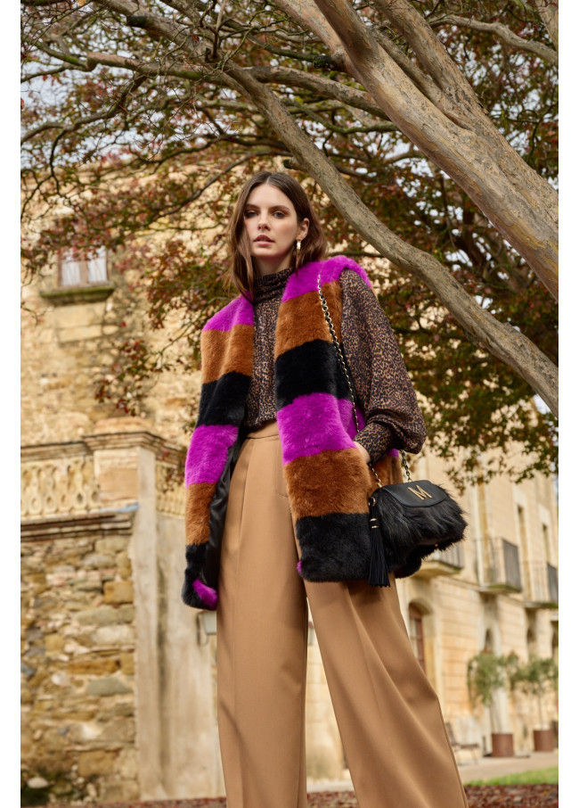 Fuzzy gilet with contrast stripes
